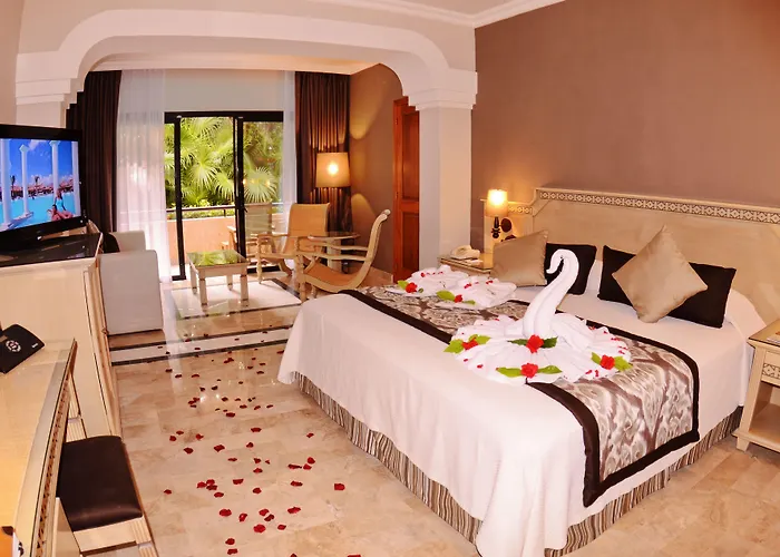 Grand Sirenis Rivera Maya & Hotel