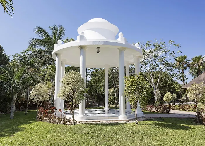 Hotel Grand Sirenis Rivera Maya &
